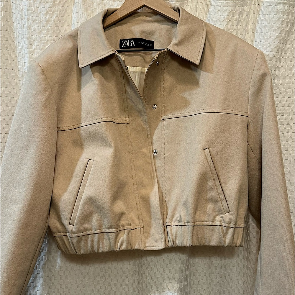Zara cropped ivory jacket